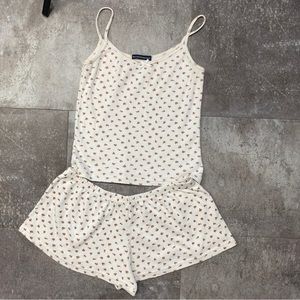 Brandy Melville Pajamas Set